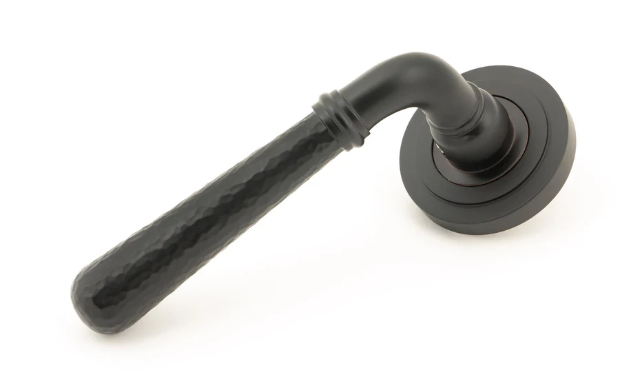 FTA 50050 AGED BRONZE HAMMERED NEWBURY LEVER ON ROSE SET (ART DECO) - UNSPRUNG