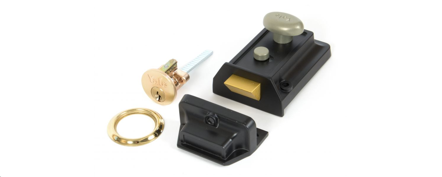 FTA 91093 BLACK TRADITIONAL CASE NIGHT LATCH