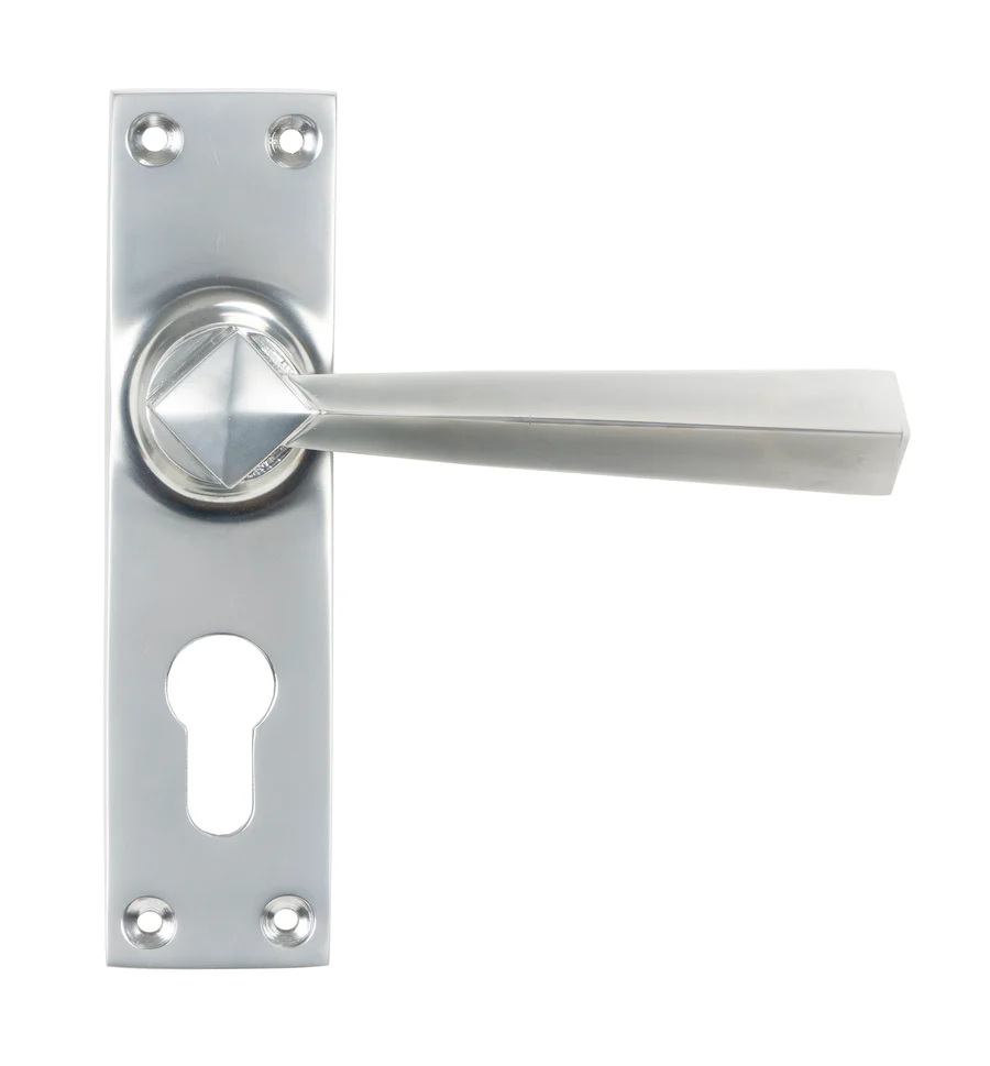 FTA 45763 SATIN CHROME STRAIGHT LEVER EURO LOCK SET