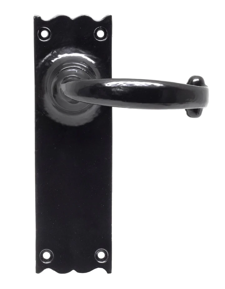FTA 73107 BLACK COTTAGE LEVER LATCH SET
