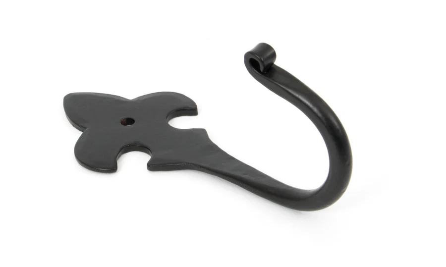 FTA 33834 BLACK FLEUR-DE-LYS COAT HOOK