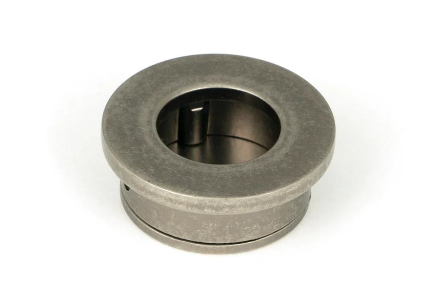 FTA 50187 PEWTER 34MM ROUND FINGER EDGE PULL