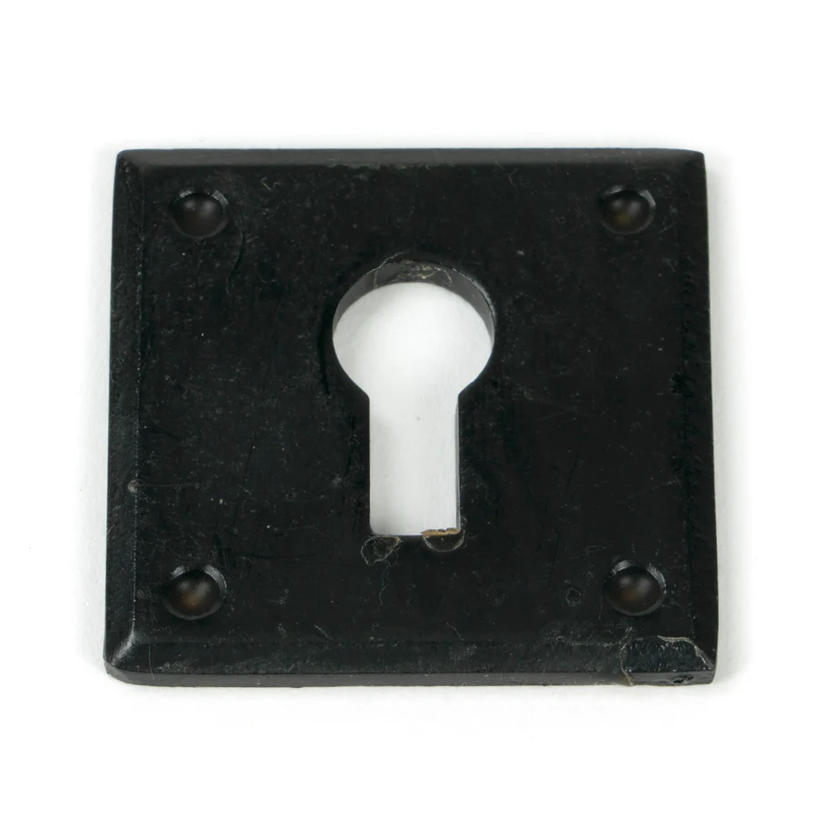 FTA 91487 EXTERNAL BEESWAX AVON ESCUTCHEON