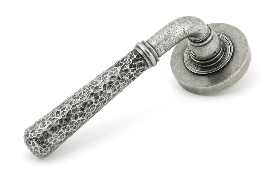 FTA 45655 PEWTER HAMMERED NEWBURY LEVER ON ROSE SET (PLAIN)