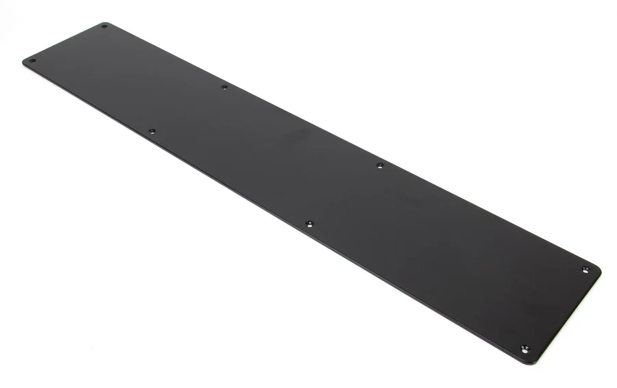 FTA 73120 BLACK 780MM X 150MM KICK PLATE