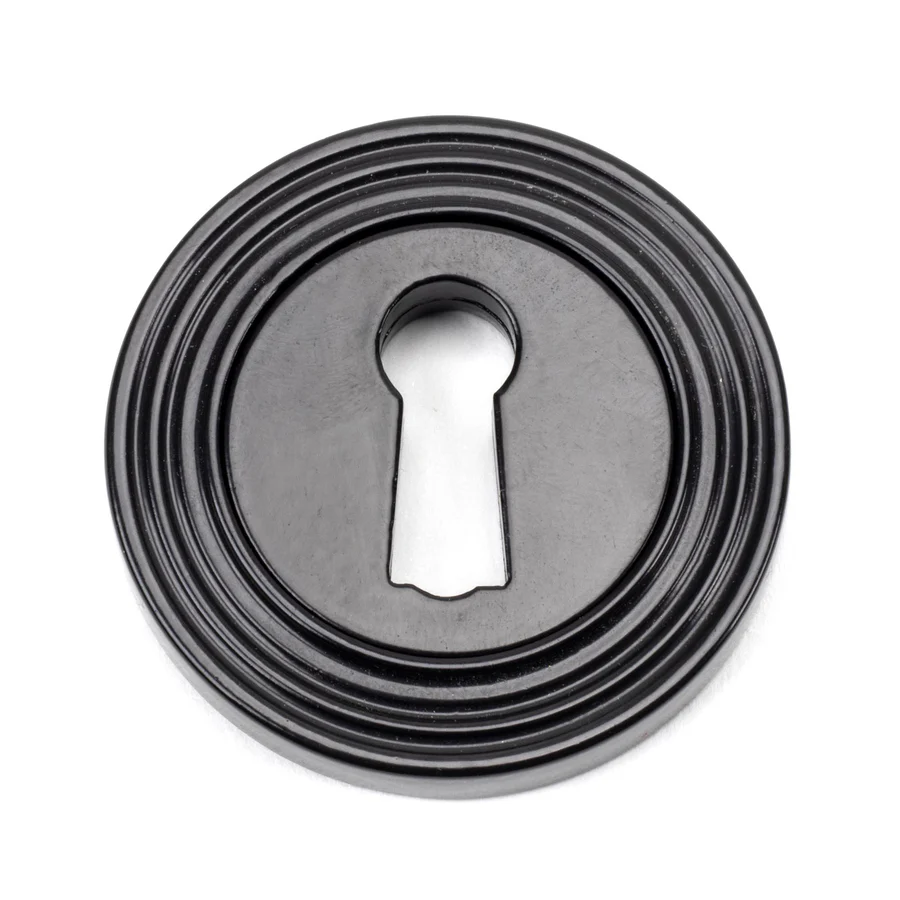 FTA 45697 BLACK ROUND ESCUTCHEON (BEEHIVE)