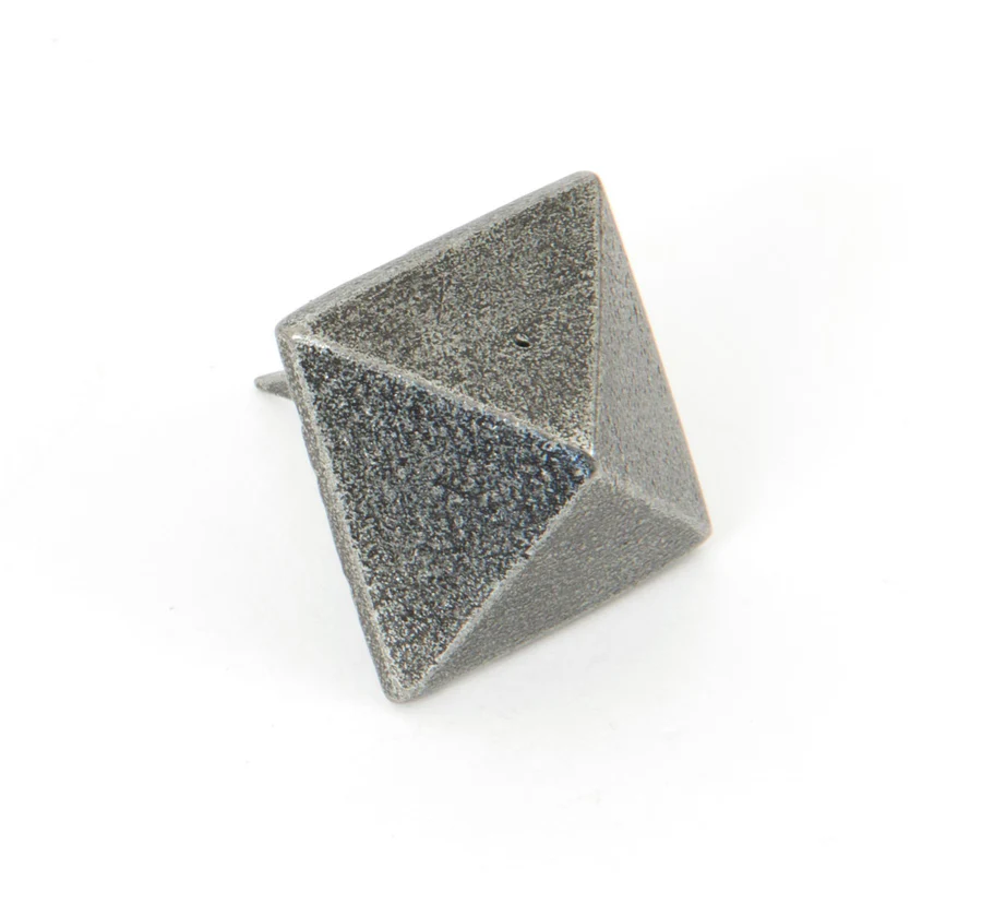 FTA 33694 PEWTER PYRAMID DOOR STUD - SMALL