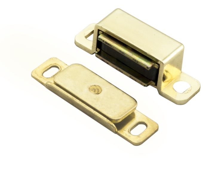 ARCHITECTURAL MAGNETIC CATCH 46 X 15 X 14MM (6KG PULL) ELECTRO BRASSED
