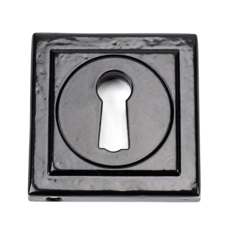 FTA 45698 BLACK ROUND ESCUTCHEON (SQUARE)