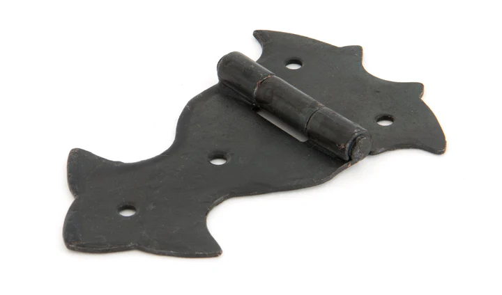 FTA 33219 BEESWAX ORNATE HINGE (PAIR)